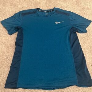 Men’s Nike Dri fit short sleeve tee